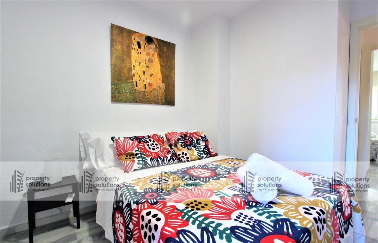 Apartamento Torremolinos - A 600M De La Playa De La Carihuela - Piscina - Parking Gratis - Excelente Conexion Wifi Kültér fotó