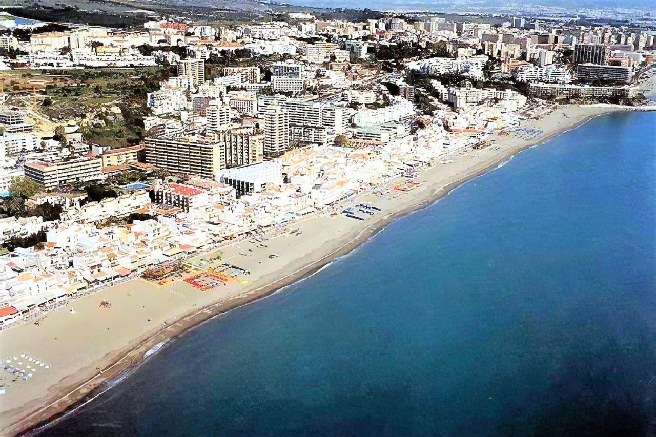 Apartamento Torremolinos - A 600M De La Playa De La Carihuela - Piscina - Parking Gratis - Excelente Conexion Wifi Kültér fotó